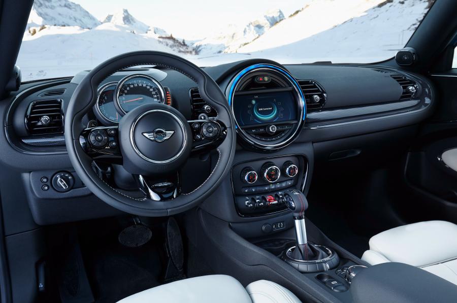 Mini Cooper S Clubman ALL4 2016 года  (фото 13 из 37)